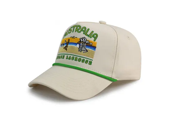 difference between snapback and baseball cap