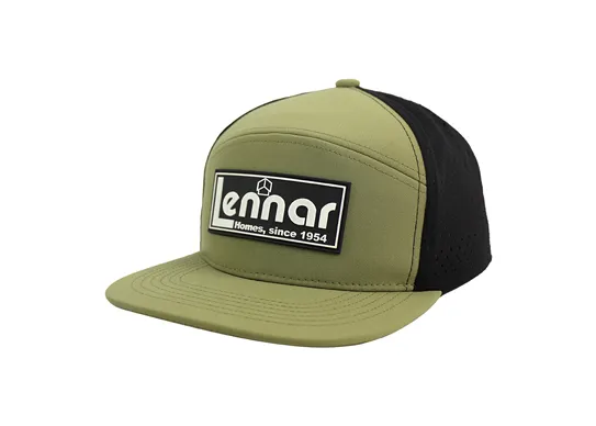 difference between trucker cap and baseball cap